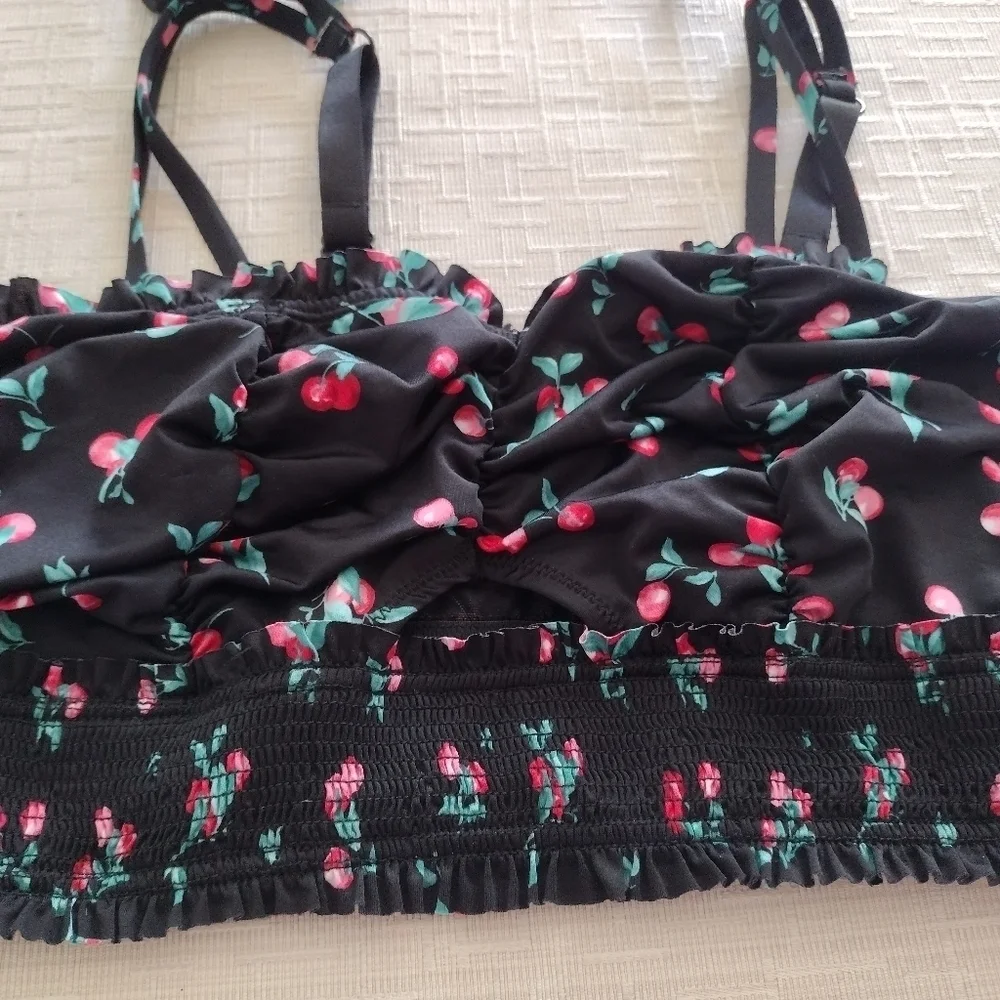 Torrid Plus Size 1 SMOCKED KEYHOLE BRALETTE MICROFIBER CHERRIES BLACK 1X NWOT